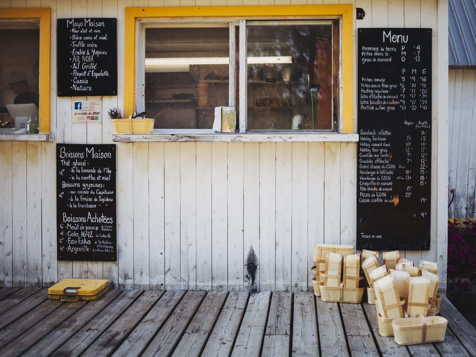 Roulotte du Coin: Best Canard Confit Poutine in Quebec ...